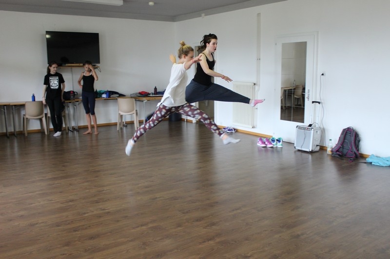 Village Camps International Summer Camp Leysin, Switzerland 2025-08-09 https://www.villagecamps.com/journals_admin/images/1001-20-dance (27).jpg
